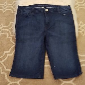 BANANA REPUBLIC DENIM BERMUDA SHORTS